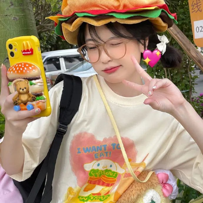 布劳涅森林的女人们